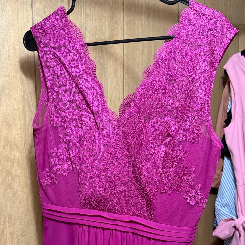 Elegant Fuschia Long Lace Dress